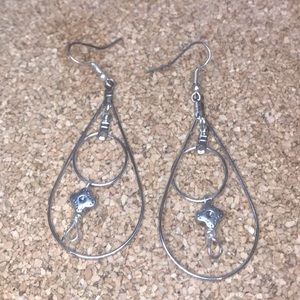 New handmade earrings teardrop silver w clover